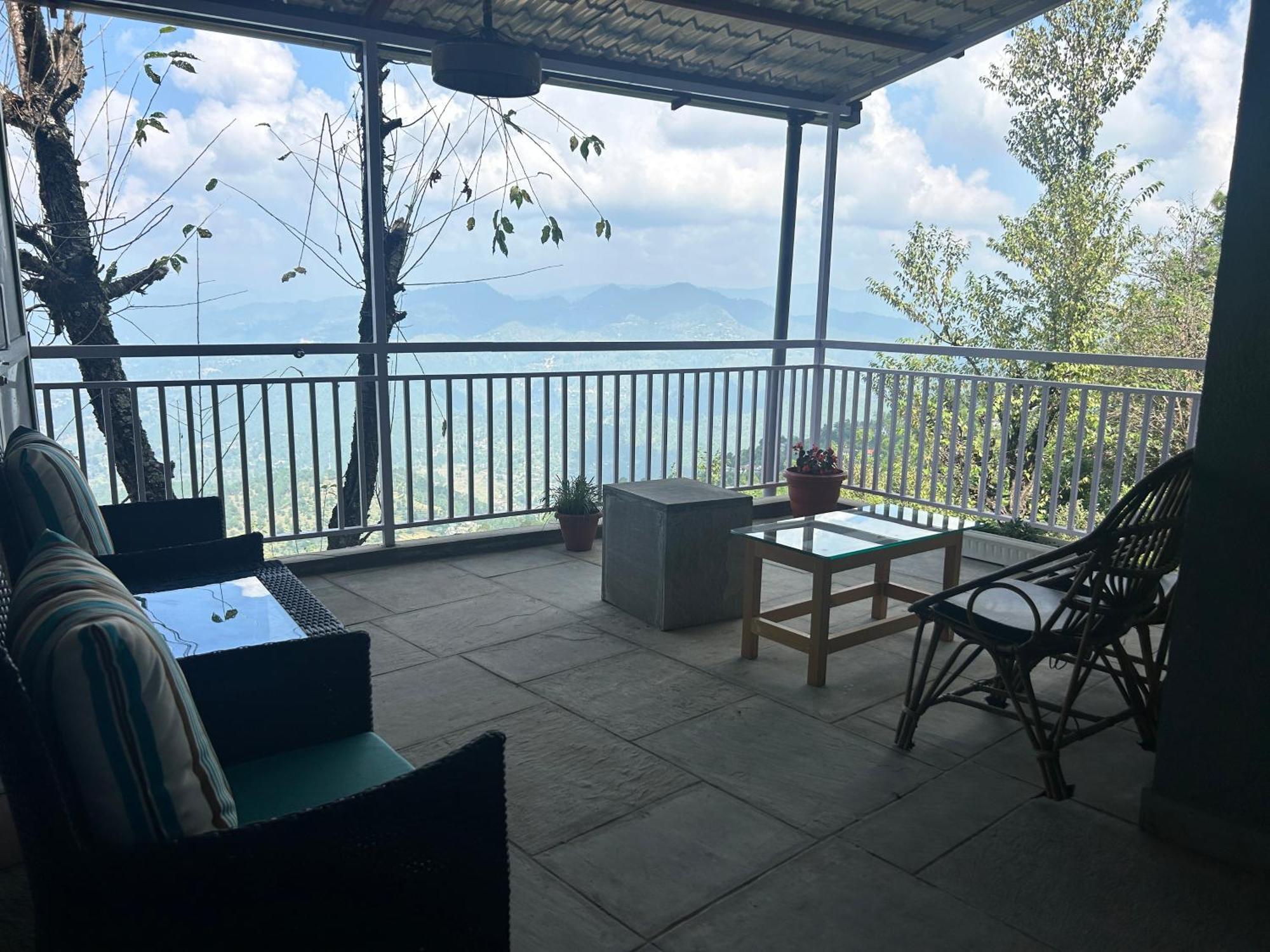Kasar Himalaya Holiday Resort, Binsar Rd Almora Exterior photo