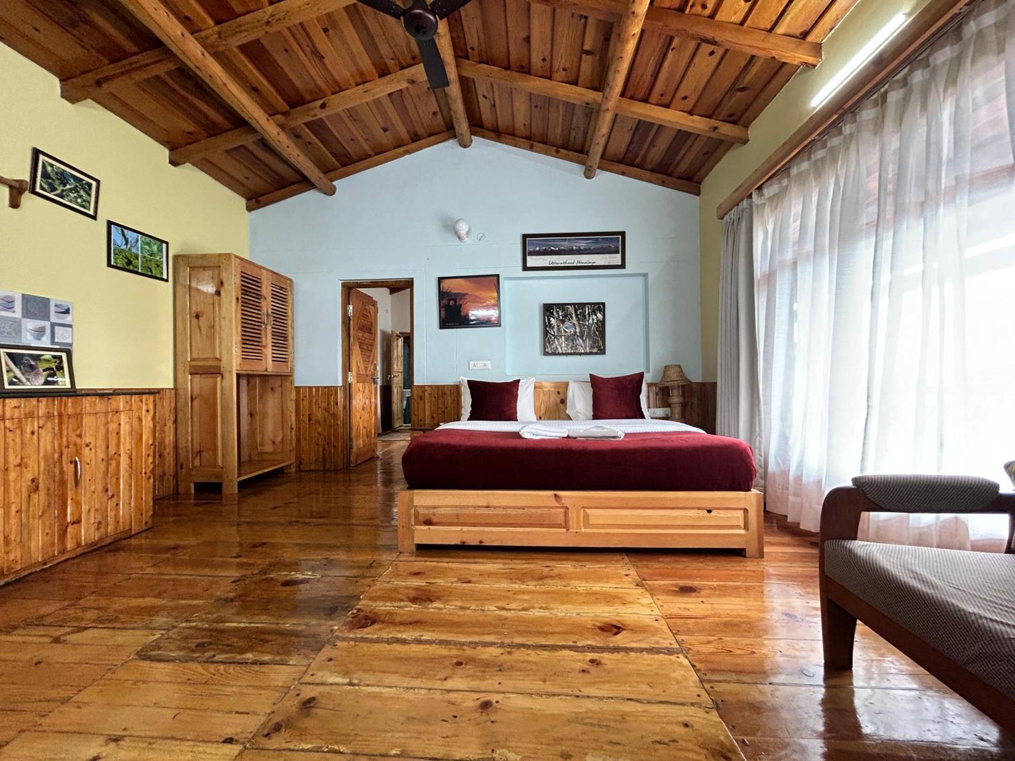 Kasar Himalaya Holiday Resort, Binsar Rd Almora Exterior photo