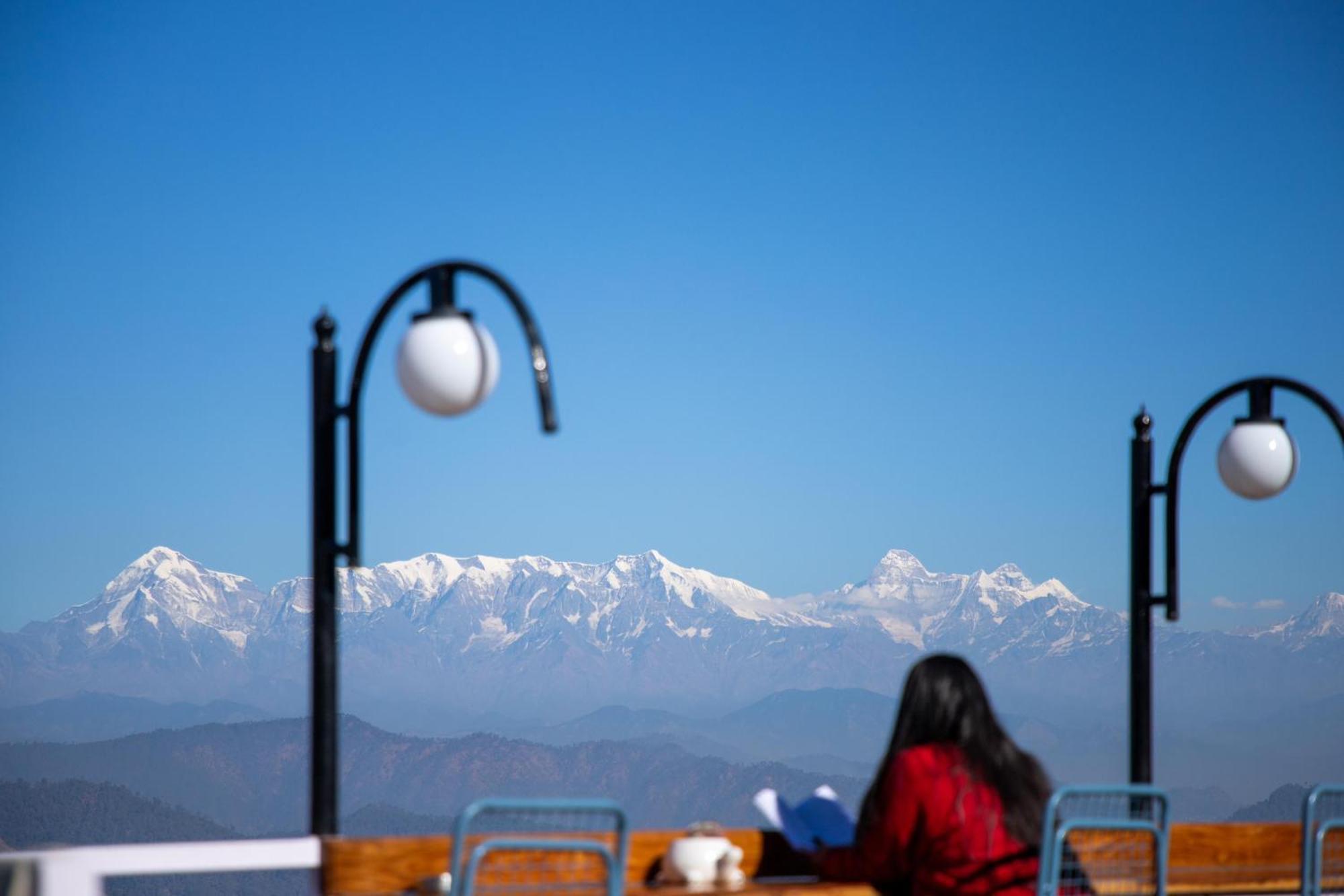 Kasar Himalaya Holiday Resort, Binsar Rd Almora Exterior photo