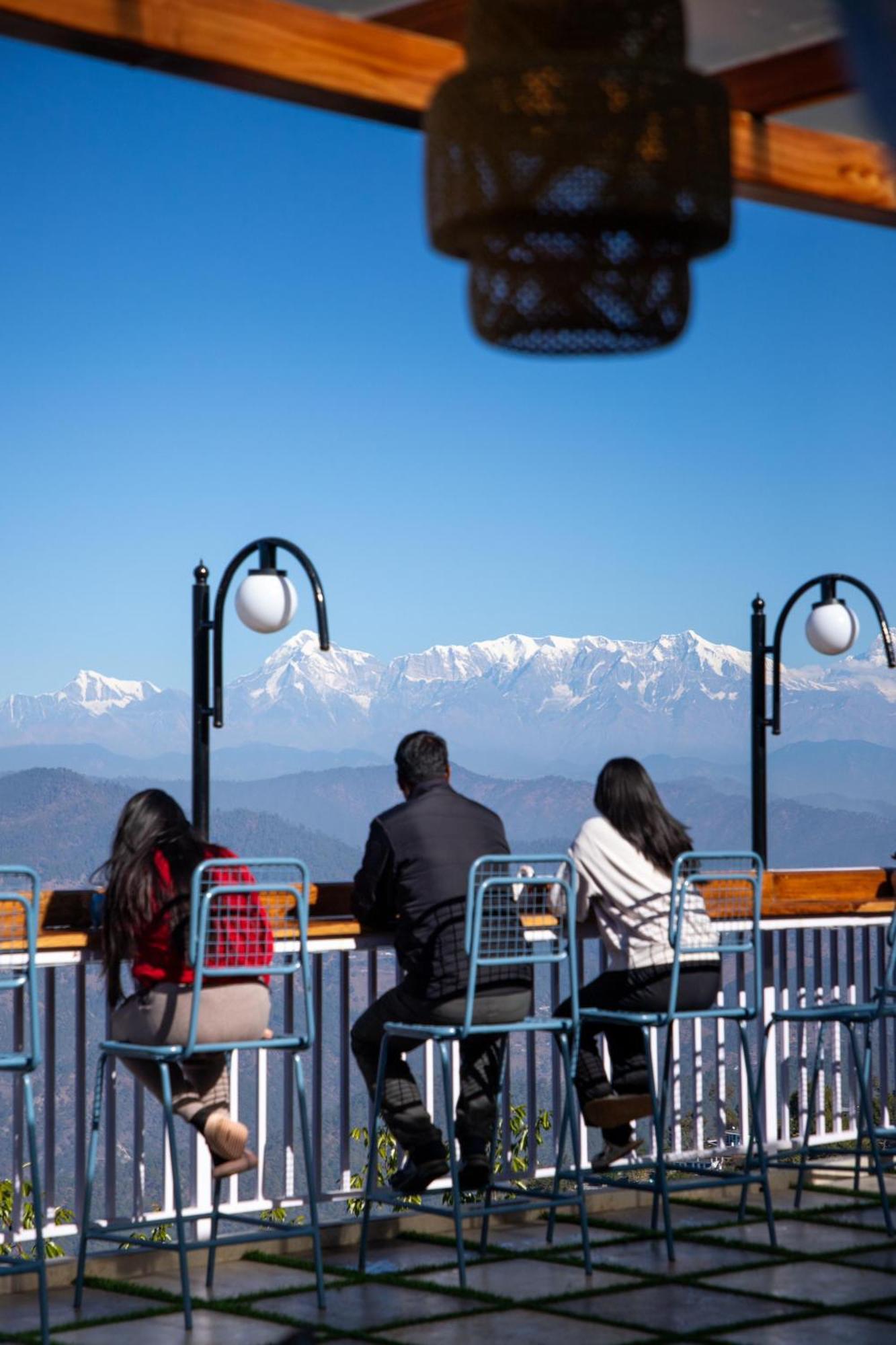 Kasar Himalaya Holiday Resort, Binsar Rd Almora Exterior photo