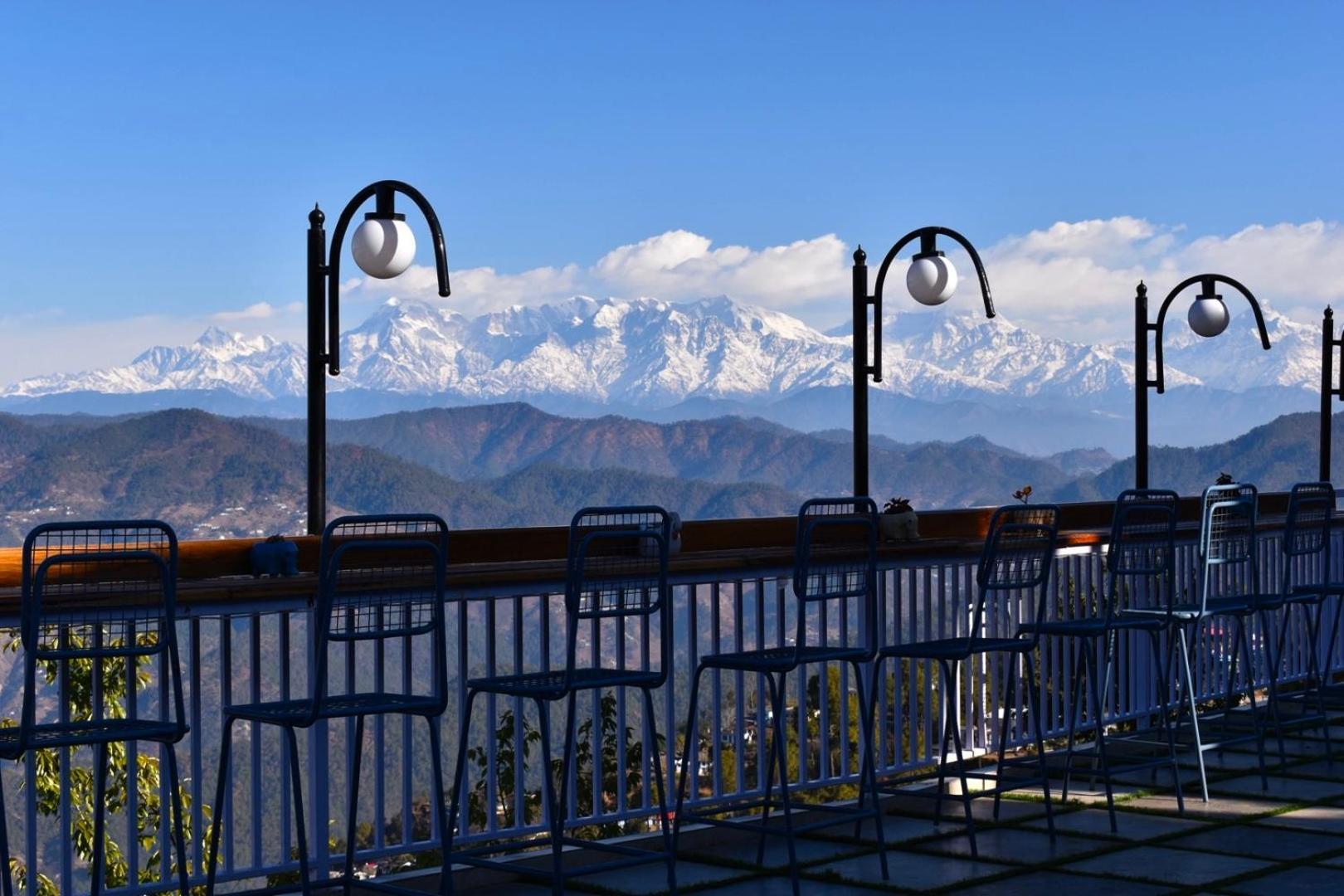 Kasar Himalaya Holiday Resort, Binsar Rd Almora Exterior photo