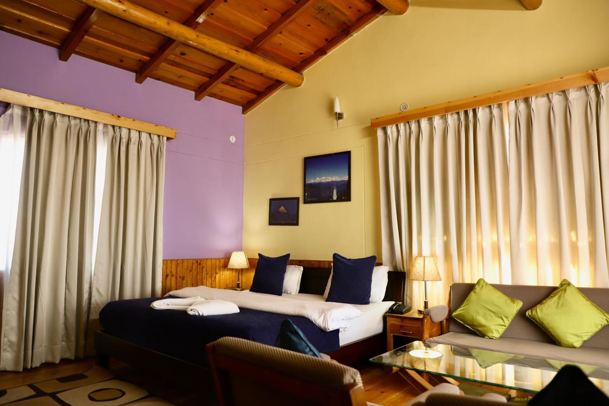 Kasar Himalaya Holiday Resort, Binsar Rd Almora Exterior photo